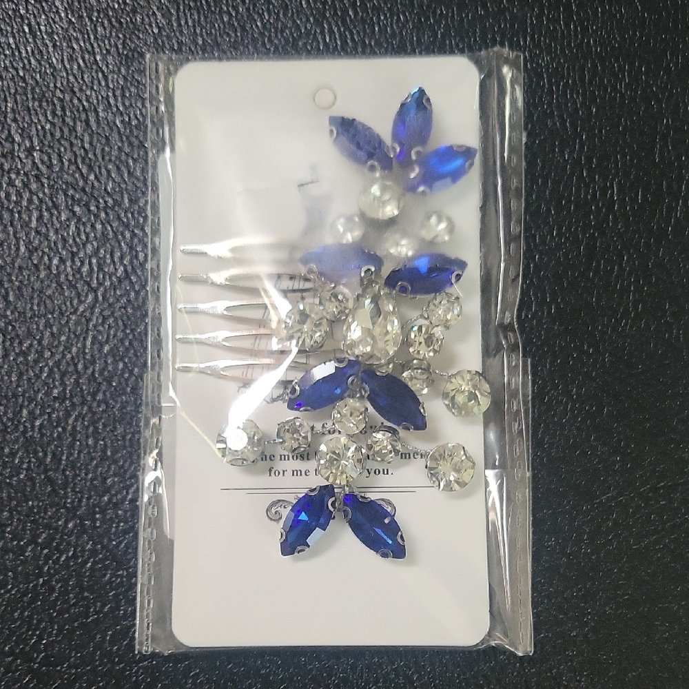 Prom Or Wedding?? Brand New Elegant Blue and Silver Hair Comb